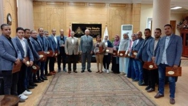 BU president honors the crises and disasters control unit in the University hospital